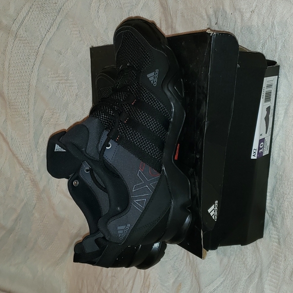 Adidas Men Shoes, Size 10, Brand New - Picture 2 of 9